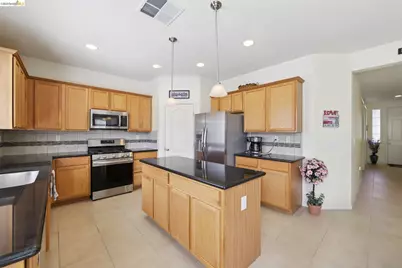 1327 Tuolumne Way, Oakley, CA 94561 - Photo 17