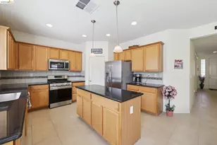 1327 Tuolumne Way, Oakley, CA 94561 - Photo 17