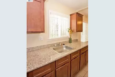 3309 64th Ave, Oakland, CA 94605 - Photo 7