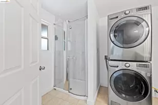 2143 28th St, Oakland, CA 94606 - Photo 71