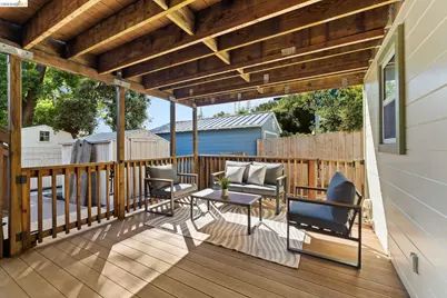 2143 28th St, Oakland, CA 94606 - Photo 75