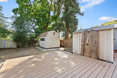 2143 28th St, Oakland, CA 94606 - Photo 79
