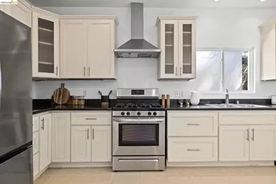2143 28th St, Oakland, CA 94606 - Photo 25
