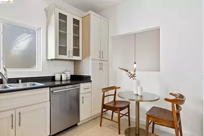 2143 28th St, Oakland, CA 94606 - Photo 33