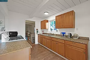 2868 Avon Ave, Concord, CA 94520 - Photo 9