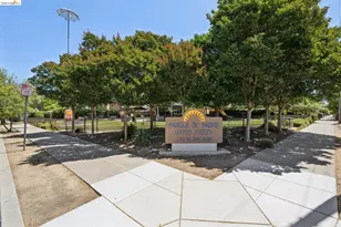 1393 Locust St, San Jose, CA 95110 - Photo 41