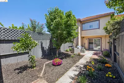 1393 Locust St, San Jose, CA 95110 - Photo 15