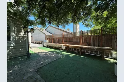3225 Islewood Ct, Antioch, CA 94531 - Photo 41