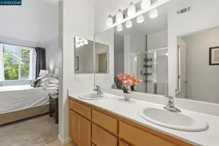 10875 Packard St, Oakland, CA 94603 - Photo 23