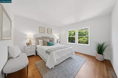 848 Talbart St, Martinez, CA 94553 - Photo 17