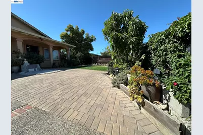 29 Delta Dr, Bay Point, CA 94565 - Photo 5