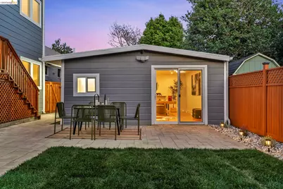 2516 Calhoun St, Alameda, CA 94501 - Photo 39