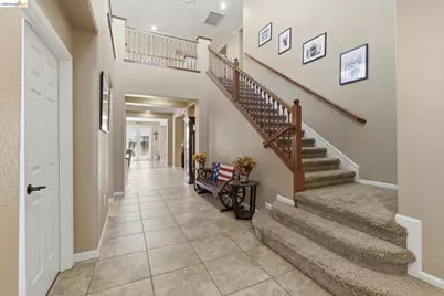 3438 Keystone Loop, Discovery Bay, CA 94505 - Photo 7