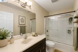 1223 Marionola Way, Pinole, CA 94564 - Photo 21