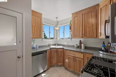 1711 Santa Clara St, Richmond, CA 94804 - Photo 31