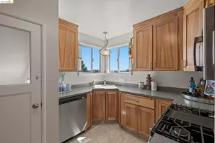 1711 Santa Clara St, Richmond, CA 94804 - Photo 31
