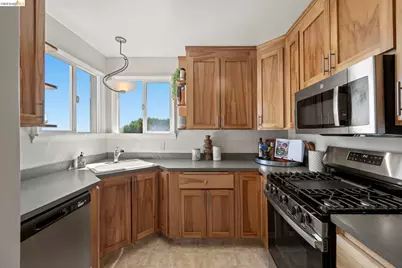 1711 Santa Clara St, Richmond, CA 94804 - Photo 35