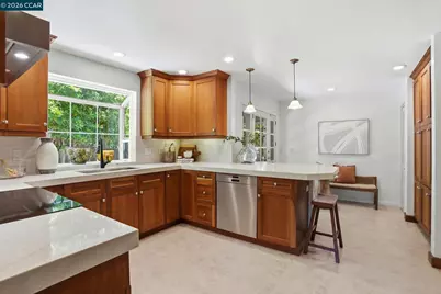 2024 Walnut Blvd, Walnut Creek, CA 94597 - Photo 7