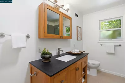 2024 Walnut Blvd, Walnut Creek, CA 94597 - Photo 25