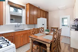 3735 Nevil St, Oakland, CA 94601 - Photo 15