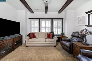 3735 Nevil St, Oakland, CA 94601 - Photo 5
