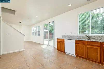 7690 Roosterfish Way, Sacramento, CA 95828 - Photo 5