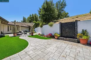 6 Tanglewood Ln, Lafayette, CA 94549 - Photo 55