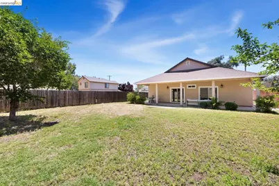 1501 Rene Ave, Sacramento, CA 95838 - Photo 23