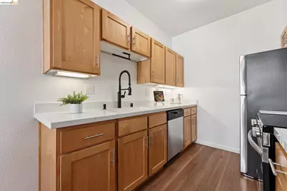 145 Bayside Ct, Richmond, CA 94804 - Photo 13