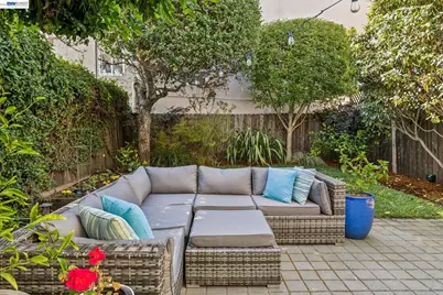 1806 8th Ave, Oakland, CA 94606 - Photo 35