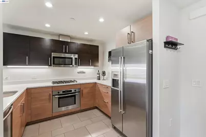 6465 San Pablo Ave #3-2, Oakland, CA 94608 - Photo 7