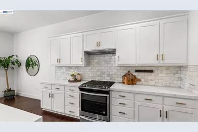 4022 Chalk Hill Way, Dublin, CA 94568 - Photo 9