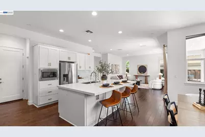 4022 Chalk Hill Way, Dublin, CA 94568 - Photo 3