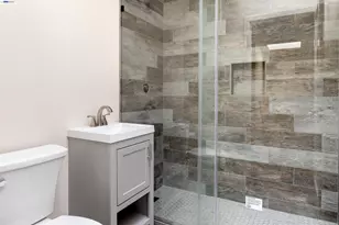 3218 Wawona St, San Francisco, CA 94116 - Photo 17