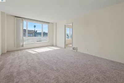 3218 Wawona St, San Francisco, CA 94116 - Photo 5