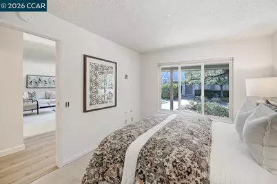 1300 Skycrest Dr #2, Walnut Creek, CA 94595 - Photo 35