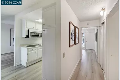 1300 Skycrest Dr #2, Walnut Creek, CA 94595 - Photo 31