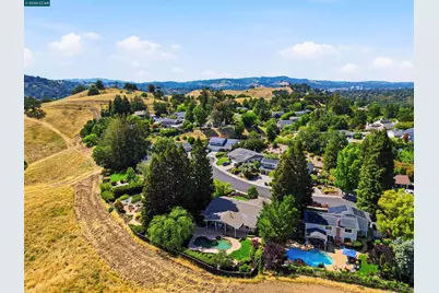 2652 Bridle Ln, Walnut Creek, CA 94596 - Photo 53