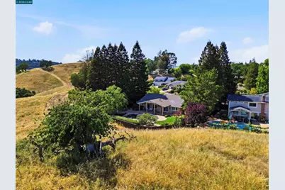 2652 Bridle Ln, Walnut Creek, CA 94596 - Photo 19