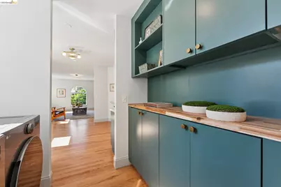 7206 A St, El Cerrito, CA 94530 - Photo 25