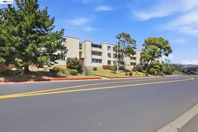1551 Southgate Ave #115, Daly City, CA 94015 - Photo 3