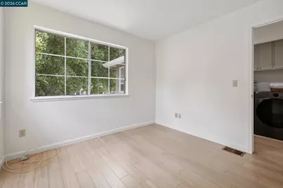 205 Hidden Creek Ct, Martinez, CA 94553 - Photo 29