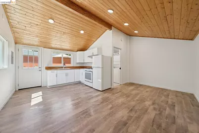200 Broadmoor Blvd, San Leandro, CA 94577 - Photo 37