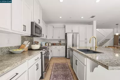 407 Alyssum Dr, Vacaville, CA 95687 - Photo 13