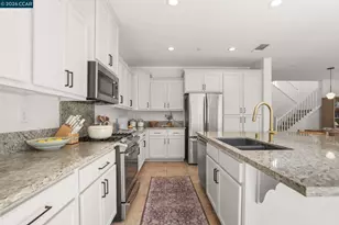407 Alyssum Dr, Vacaville, CA 95687 - Photo 13