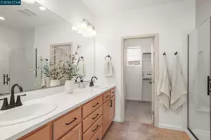 407 Alyssum Dr, Vacaville, CA 95687 - Photo 19