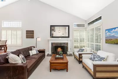 26612 Sierra Vista, Mission Viejo, CA 92692 - Photo 3