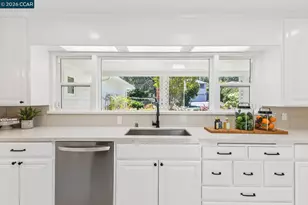 4 Crest Rd, Lafayette, CA 94549 - Photo 15