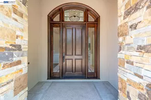1220 Piemonte Dr, Pleasanton, CA 94566 - Photo 3
