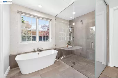1220 Piemonte Dr, Pleasanton, CA 94566 - Photo 23